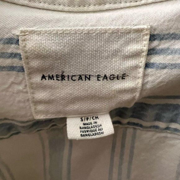 American Eagle beach button up, light blue and white, size small - Picture 3 of 3